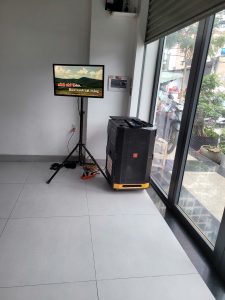 Cho thuê bộ loa 900w và tivi giá chỉ từ 700000/ngày